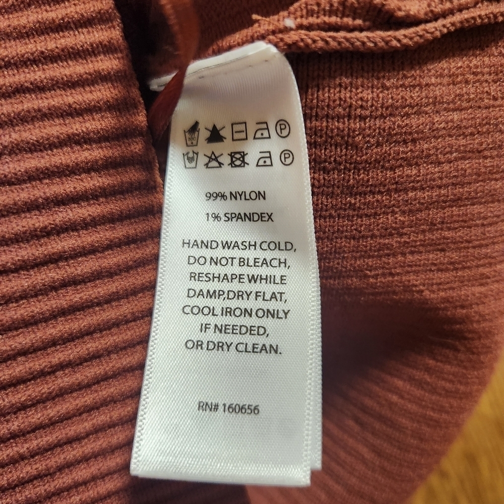 Bailey 44 Chocolate Brown Ribbed V-Neck Tank Top - Picture 3 of 4